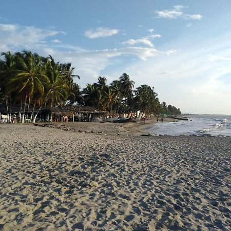 Ciénaga El Habitante Casa Cultural & Hostal מראה חיצוני תמונה